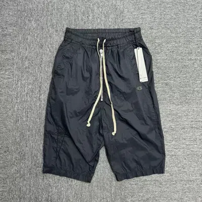 Pre-owned Rick Owens Champion Joint Shorts In Black