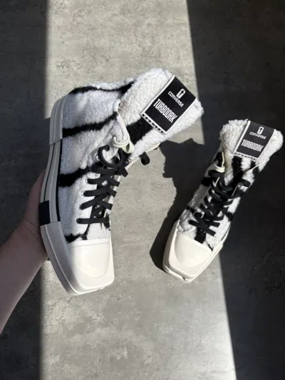 Pre-owned Rick Owens Drkshdw Rick Owen's Drkshdw Converse Turbodrk Hi Zebra Sneakers In Sand