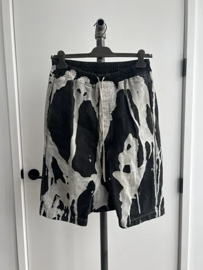 Pre-owned Rick Owens Fw16 Mastodon Bleach Vomit Denim Pod Shorts In Black