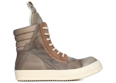 Pre-owned Rick Owens Men's  Hollywood Runway Geobasket Sneakers In Dust/milk