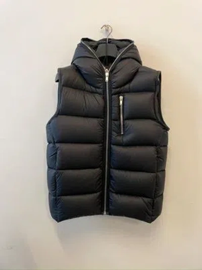 Rick Owens Sleeveless Vest In Black