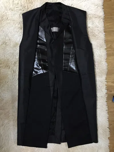 Pre-owned Rick Owens S/s2016 Sleeveless Panelled Overcoat In Black