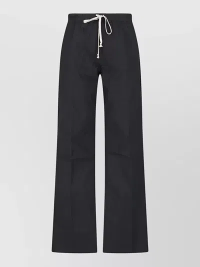 Rick Owens Straight Cut Shorts Buttoned Front Back Pocket In Black