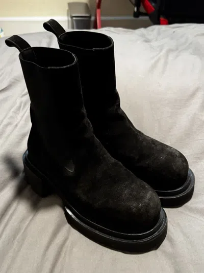 Pre-owned Rick Owens Suede Bogun Boots In Black