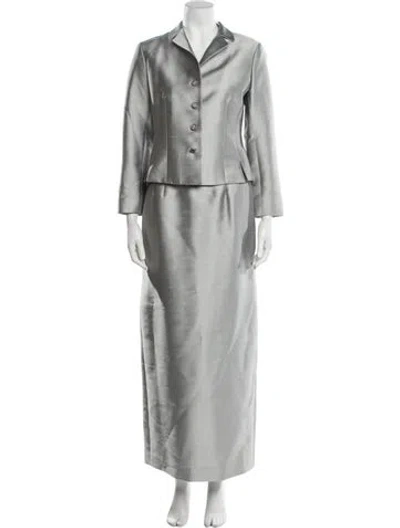 Pre-owned Rickie Freeman Silk Printed Skirt Suit In Gray