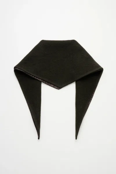 Rier Cozy Mini Fleece Accessory In Burgundy