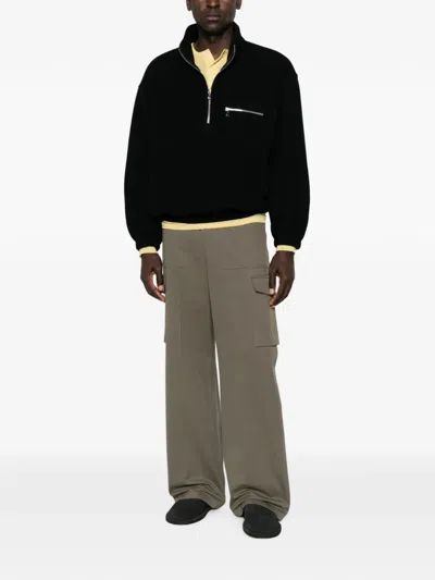 Rier Quarter-zip Fleece Sweatshirt In Black
