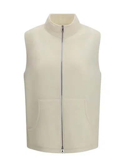 Rier Virgin Wool Fleece Vest In White