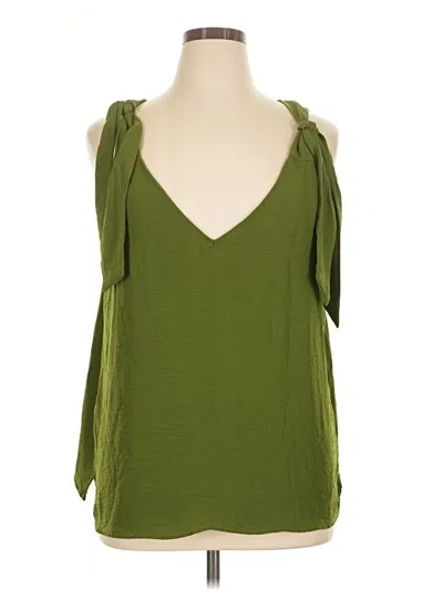 Pre-owned Riley & Rae Sleeveless Blouse In Green