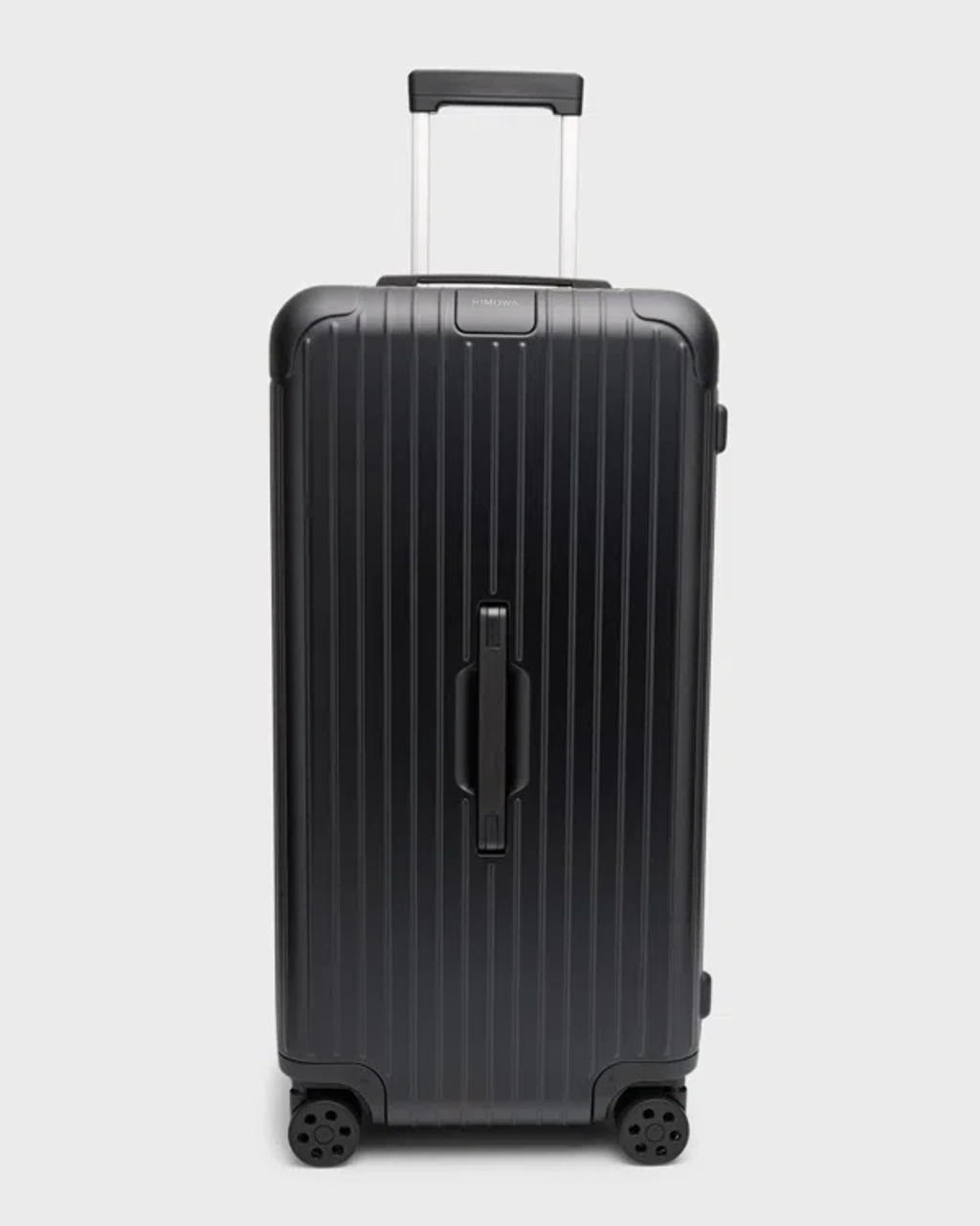 rimowa-essential-trunk-plus-
