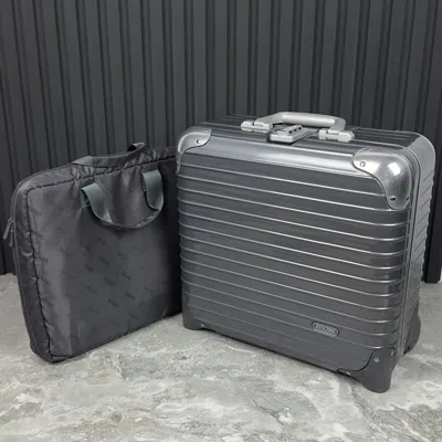 Pre-owned Rimowa Limbo Business Trolley 23l Gray 2-wheels Suitcase