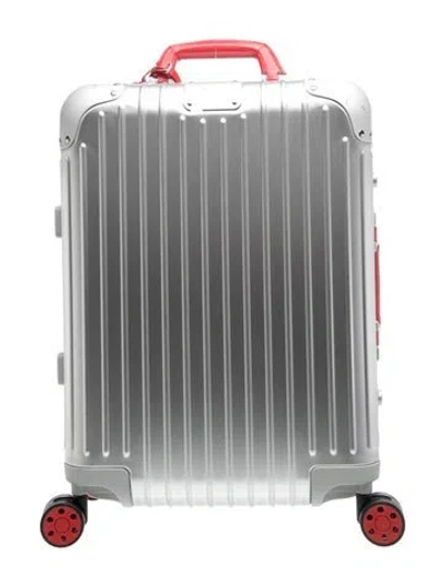 Pre-owned Rimowa Suitcase In Silver
