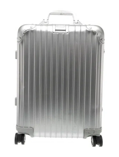 Pre-owned Rimowa Travel Suitcase In Silver