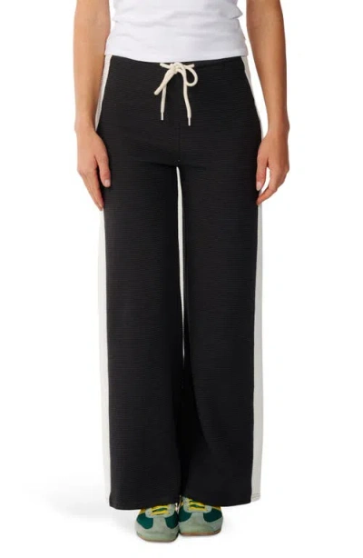 Rip Curl Retro Swell Wide Leg Pants In Black