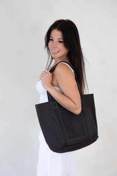 Risa Vancouver Women's Threaded Pocket Leather Tote Brown