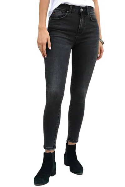 Risen Curvy Skinny Jean In Washed Black In Grey