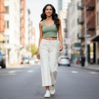 Risen Dottie Floral Wide Leg Crop Denim Pants In Cream In White