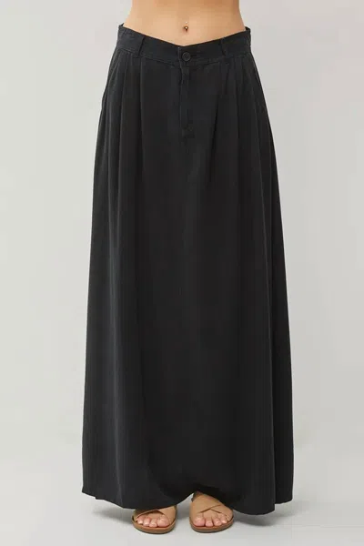 Risen High Rise Maxi Skirt In Black