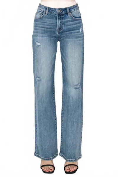 Risen High Rise Wide Leg Vintage Jeans In Medium In Brown