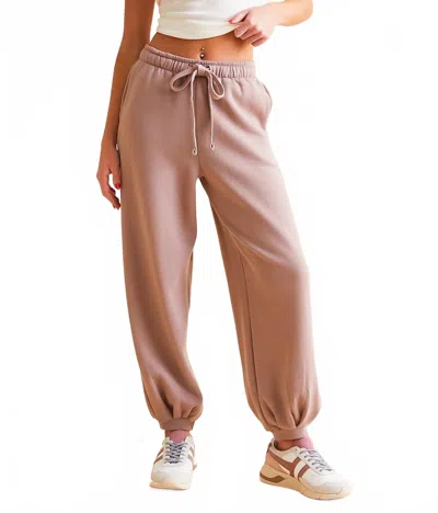 Risen Jogger Pant In Blush In Gold