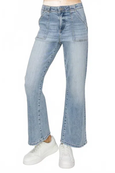 Risen Patch Pocket Ankle Jeans In Light Wash In Blue