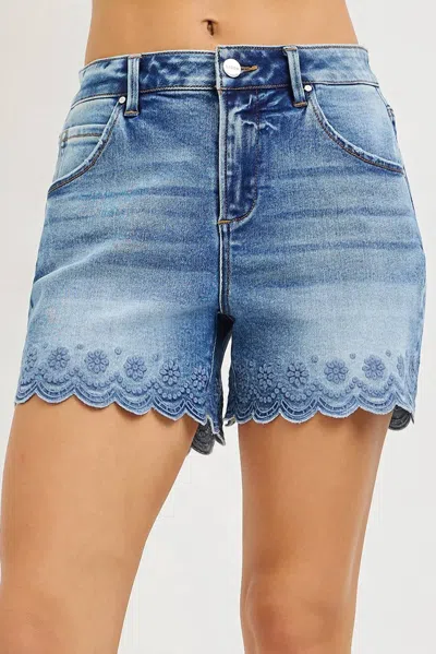 Risen Scalloped Denim Shorts In Medium Wash In Black