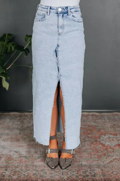 Risen Sophia Denim Skirt In Light Wash In Blue