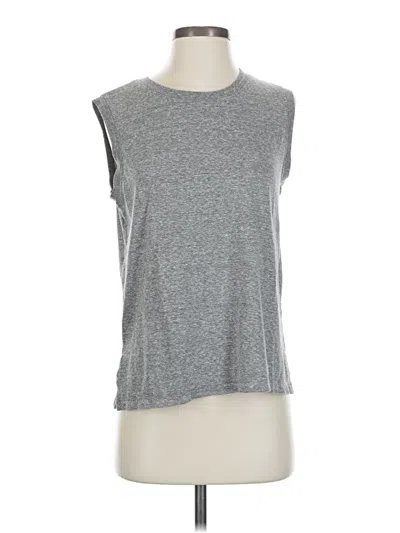 Pre-owned Rivet & Thread Sleeveless T-shirt In Gray