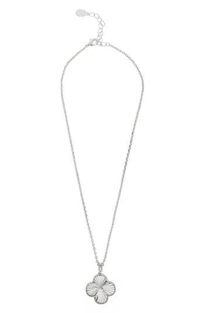 RIVKA FRIEDMAN RIVKA FRIEDMAN TEXTURED CLOVER PENDANT NECKLACE