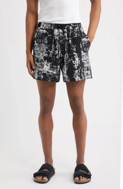 Rizort Jason Elastic Waist Shorts In Multi