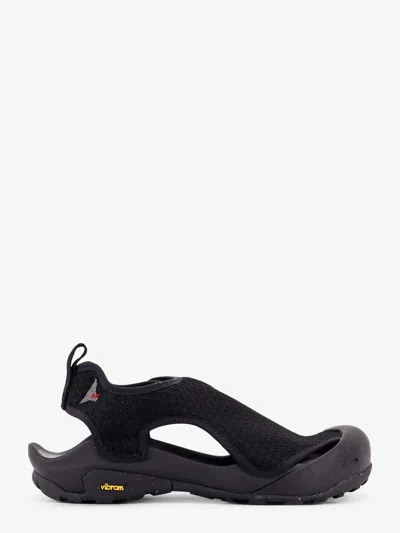Roa Arpy Mesh Sandals In Black