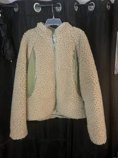 Pre-owned Roa Fleece Jacket In Sand