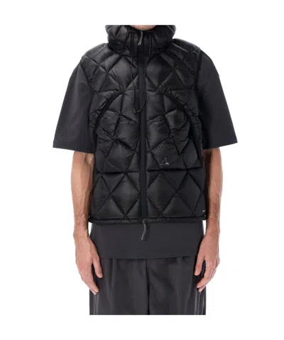 Roa Hooded Vest In Black
