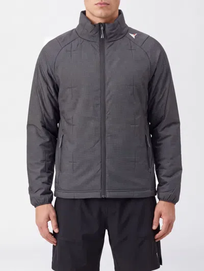 Roa Jacket Men In Gray
