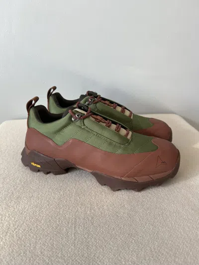 Pre-owned Roa Katharina Boots In Olive Rust In Green