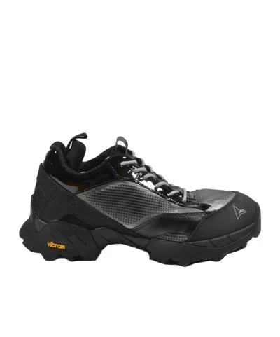 Roa Lace-up Sneakers In Black