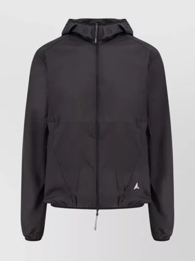 Roa Lightweight Wind-proof Jacket Elastic Cuffs In Black
