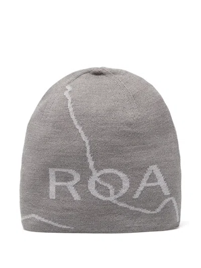 Roa Logo-detail Wool Beanie Hat In Gray