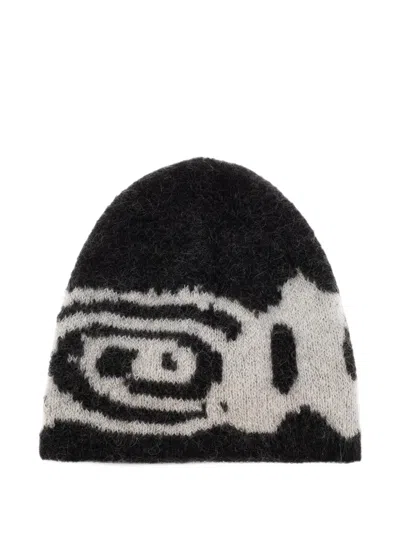 Roa Logo-intarsia Beanie Hat In Black