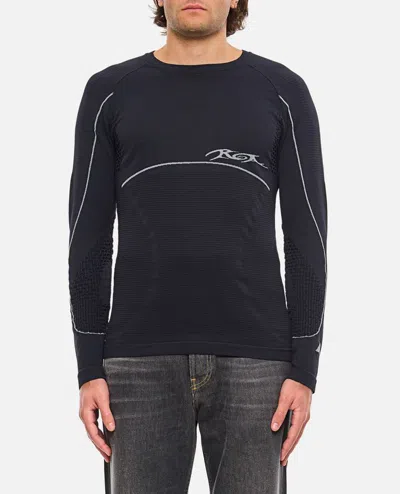 Roa Long Sleeve Seamless 2.0 T-shirt In Black