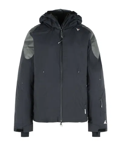 Roa Long-sleeve Jacket In Black