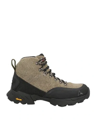 Roa Man Ankle Boots Sage Green Size 8 Leather In Beige