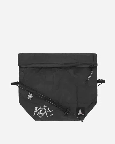 Roa Nightfall Medallion Drybag In Black