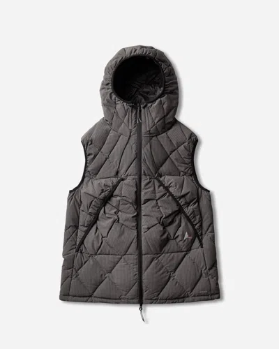 Roa Nuna 800 Fill Power Hooded Down Vest Graphite In Gray