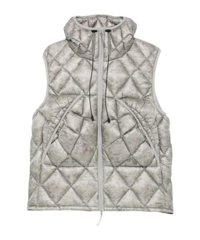 Roa Nuna Quilted Hooded Vest In Black