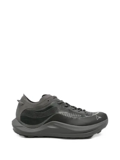 Roa Panelled Lace-up Sneakers In Grey