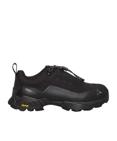 Roa Round-toe Sneakers In Black