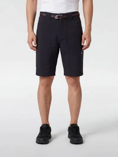 Roa Shorts Men Color Black