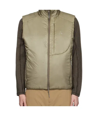 Roa Stand-collar Cotton Vest In Nude