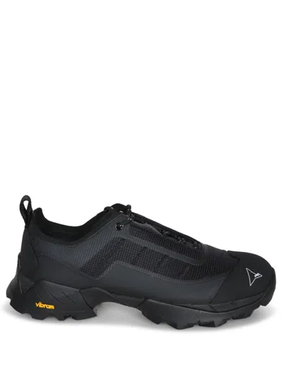 Roa Streamlined Black Sneakers With Breathable Mesh Upper